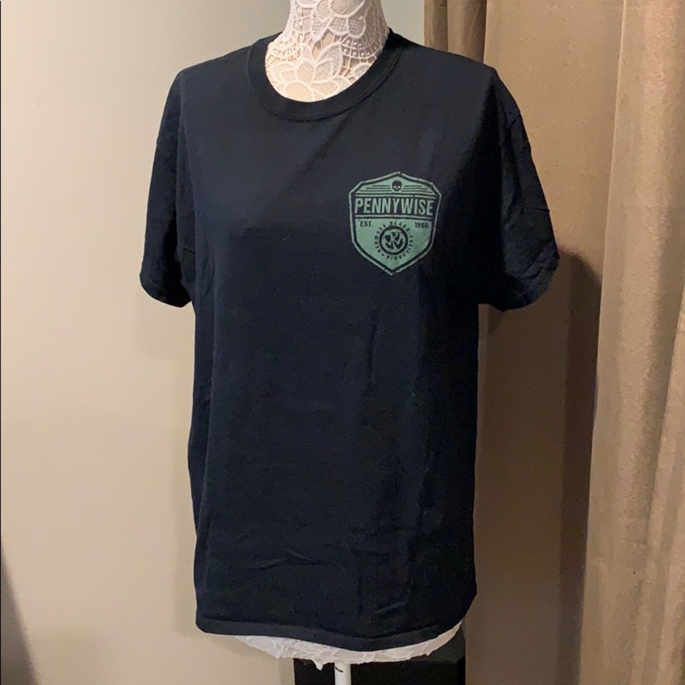 Pennywise black T-shirt large
